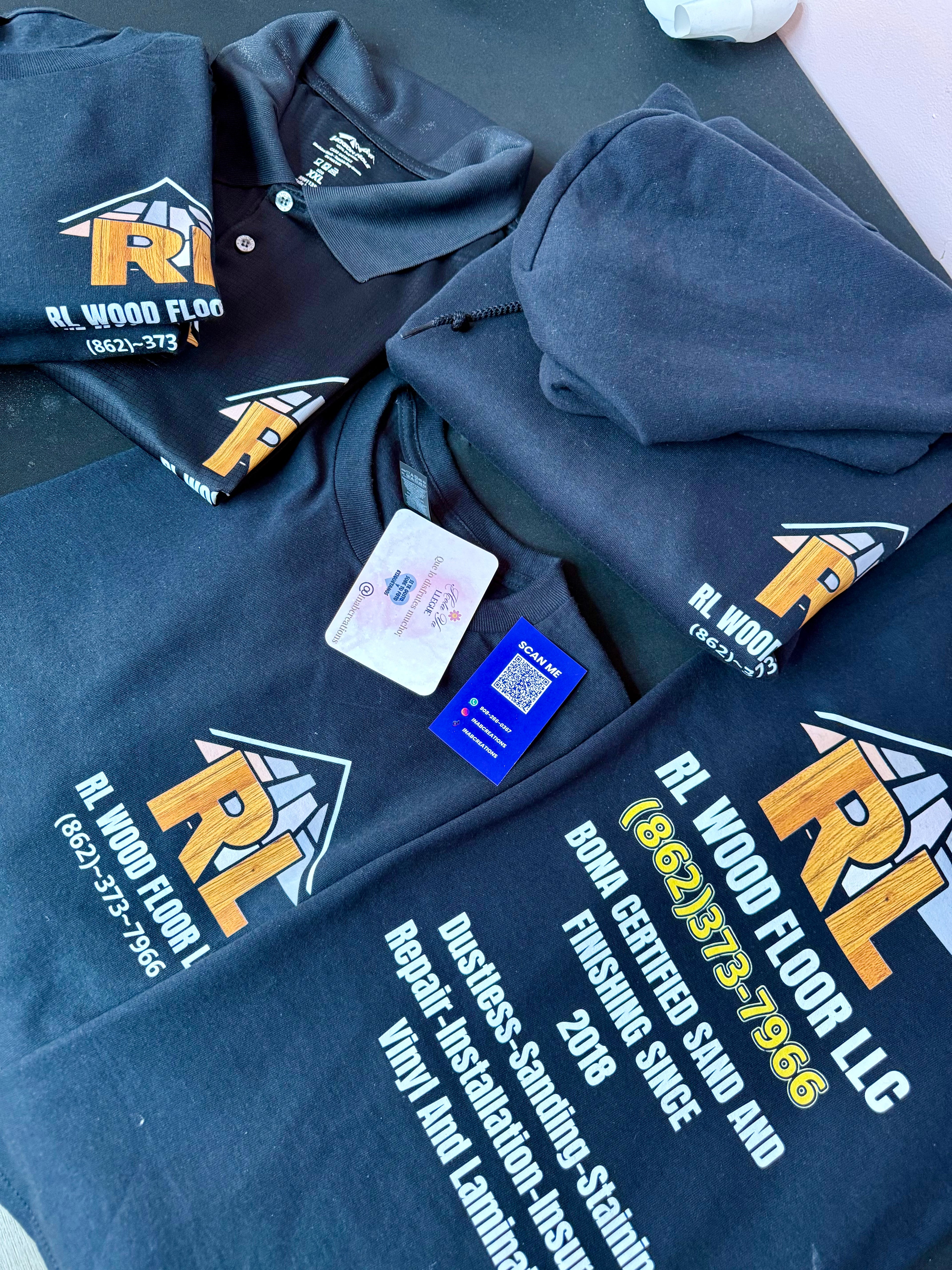 Hoodies Personalizados – Diseño Único para Ti o Tu Marca