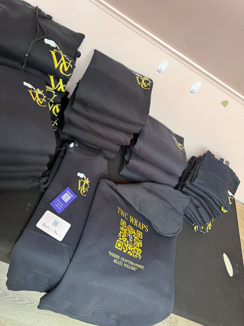 Hoodies Personalizados – Diseño Único para Ti o Tu Marca